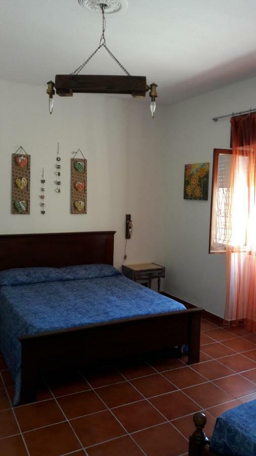 Casa Marina Lu Tuvaraggiu Casa Vacanze Sorso Exterior foto
